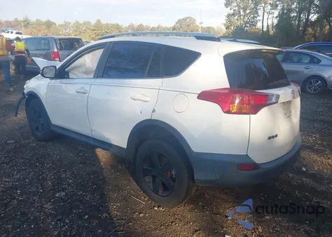 2015 Toyota Rav4 Xle из США, поврежденный, VIN 2T3RFREV8FW255403